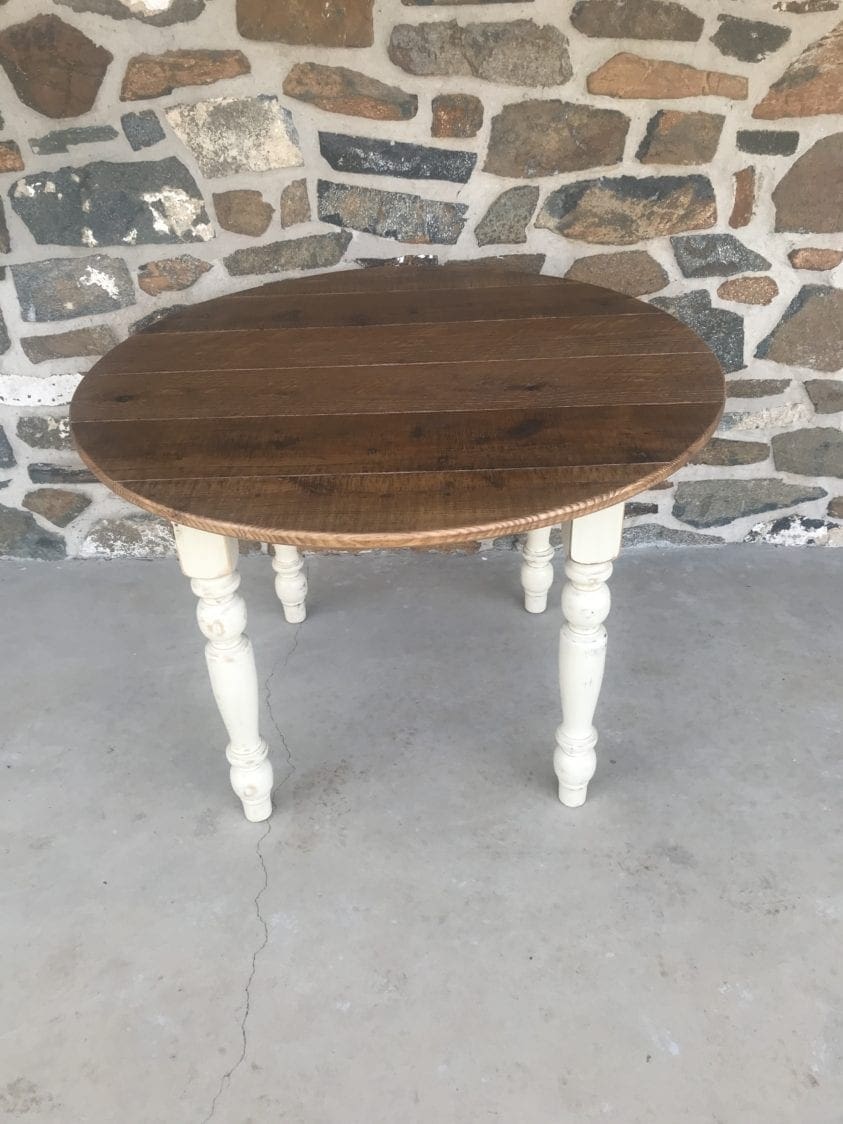 Round table, pine table, turn leg table