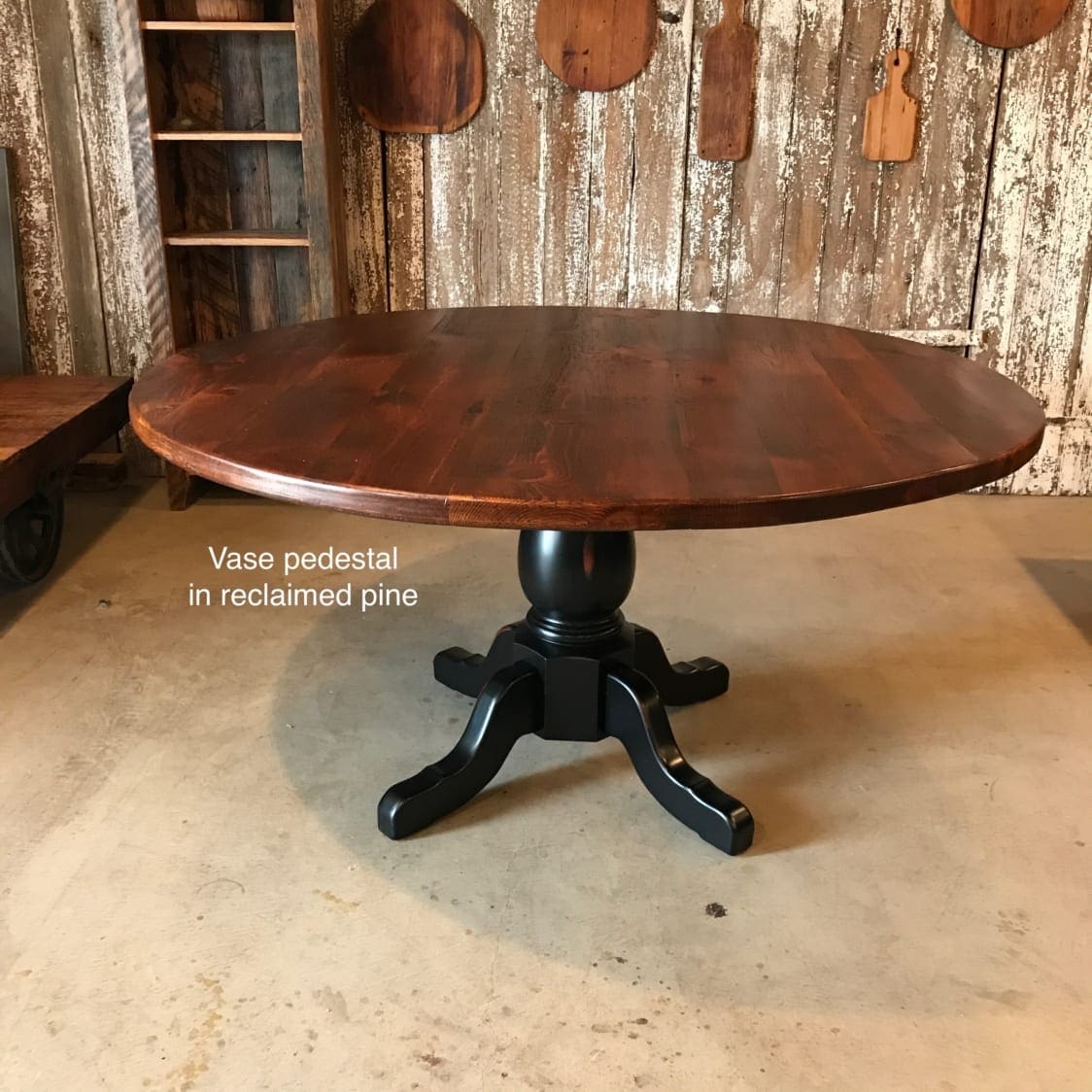 Single pedestal table, Rustic round table