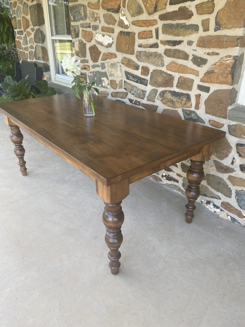 Lots of Farmhouse Charm with this Turned Leg Table.
