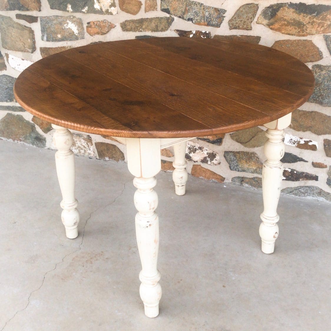 round farmhouse table
